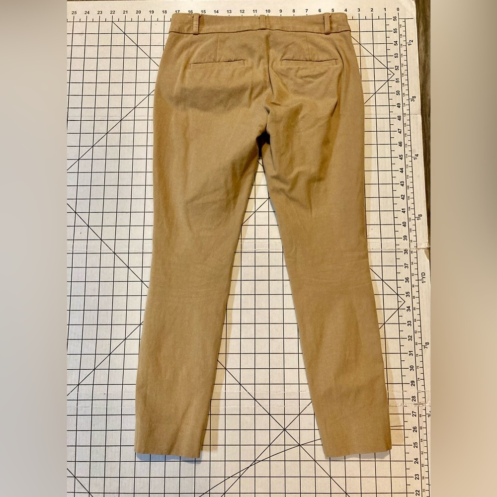 Banana Republic Women’s Size 00 Petite Tan Sloan Fit Pants - Picture 6 of 9